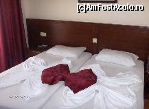 [P02] camera era foarte curata si frumoasa. » foto by alge
 - 
<span class="allrVoted glyphicon glyphicon-heart hidden" id="av129454"></span>
<a class="m-l-10 hidden" id="sv129454" onclick="voting_Foto_DelVot(,129454,1260)" role="button">șterge vot <span class="glyphicon glyphicon-remove"></span></a>
<a id="v9129454" class=" c-red"  onclick="voting_Foto_SetVot(129454)" role="button"><span class="glyphicon glyphicon-heart-empty"></span> <b>LIKE</b> = Votează poza</a> <img class="hidden"  id="f129454W9" src="/imagini/loader.gif" border="0" /><span class="AjErrMes hidden" id="e129454ErM"></span>