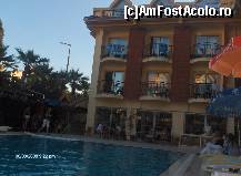 [P04] la parter se vede restaurantul si in stanga este barul. » foto by alge
 - 
<span class="allrVoted glyphicon glyphicon-heart hidden" id="av129456"></span>
<a class="m-l-10 hidden" id="sv129456" onclick="voting_Foto_DelVot(,129456,1260)" role="button">șterge vot <span class="glyphicon glyphicon-remove"></span></a>
<a id="v9129456" class=" c-red"  onclick="voting_Foto_SetVot(129456)" role="button"><span class="glyphicon glyphicon-heart-empty"></span> <b>LIKE</b> = Votează poza</a> <img class="hidden"  id="f129456W9" src="/imagini/loader.gif" border="0" /><span class="AjErrMes hidden" id="e129456ErM"></span>