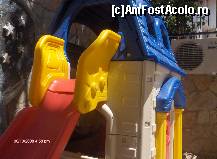 [P08] micutul loc de joaca, o casuta. » foto by alge
 - 
<span class="allrVoted glyphicon glyphicon-heart hidden" id="av129460"></span>
<a class="m-l-10 hidden" id="sv129460" onclick="voting_Foto_DelVot(,129460,1260)" role="button">șterge vot <span class="glyphicon glyphicon-remove"></span></a>
<a id="v9129460" class=" c-red"  onclick="voting_Foto_SetVot(129460)" role="button"><span class="glyphicon glyphicon-heart-empty"></span> <b>LIKE</b> = Votează poza</a> <img class="hidden"  id="f129460W9" src="/imagini/loader.gif" border="0" /><span class="AjErrMes hidden" id="e129460ErM"></span>