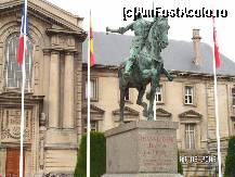[P1x] Statuia Jeannei d'Arc din fata primariei din Reims » foto by ileanaxperta*
 - 
<span class="allrVoted glyphicon glyphicon-heart hidden" id="av29008"></span>
<a class="m-l-10 hidden" id="sv29008" onclick="voting_Foto_DelVot(,29008,2239)" role="button">șterge vot <span class="glyphicon glyphicon-remove"></span></a>
<a id="v929008" class=" c-red"  onclick="voting_Foto_SetVot(29008)" role="button"><span class="glyphicon glyphicon-heart-empty"></span> <b>LIKE</b> = Votează poza</a> <img class="hidden"  id="f29008W9" src="/imagini/loader.gif" border="0" /><span class="AjErrMes hidden" id="e29008ErM"></span>