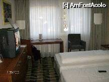 [P01] camera hotel » foto by pavellaurentiu
 - 
<span class="allrVoted glyphicon glyphicon-heart hidden" id="av8090"></span>
<a class="m-l-10 hidden" id="sv8090" onclick="voting_Foto_DelVot(,8090,2529)" role="button">șterge vot <span class="glyphicon glyphicon-remove"></span></a>
<a id="v98090" class=" c-red"  onclick="voting_Foto_SetVot(8090)" role="button"><span class="glyphicon glyphicon-heart-empty"></span> <b>LIKE</b> = Votează poza</a> <img class="hidden"  id="f8090W9" src="/imagini/loader.gif" border="0" /><span class="AjErrMes hidden" id="e8090ErM"></span>
