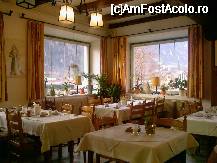 [P10] Restaurantul hotelului alpenhotel » foto by serban
 - 
<span class="allrVoted glyphicon glyphicon-heart hidden" id="av31846"></span>
<a class="m-l-10 hidden" id="sv31846" onclick="voting_Foto_DelVot(,31846,2562)" role="button">șterge vot <span class="glyphicon glyphicon-remove"></span></a>
<a id="v931846" class=" c-red"  onclick="voting_Foto_SetVot(31846)" role="button"><span class="glyphicon glyphicon-heart-empty"></span> <b>LIKE</b> = Votează poza</a> <img class="hidden"  id="f31846W9" src="/imagini/loader.gif" border="0" /><span class="AjErrMes hidden" id="e31846ErM"></span>