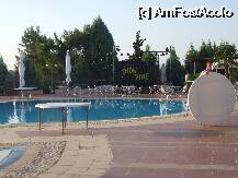 [P14] seara, la piscina se pregateau pentru spectacol » foto by mira_j
 - 
<span class="allrVoted glyphicon glyphicon-heart hidden" id="av9446"></span>
<a class="m-l-10 hidden" id="sv9446" onclick="voting_Foto_DelVot(,9446,2705)" role="button">șterge vot <span class="glyphicon glyphicon-remove"></span></a>
<a id="v99446" class=" c-red"  onclick="voting_Foto_SetVot(9446)" role="button"><span class="glyphicon glyphicon-heart-empty"></span> <b>LIKE</b> = Votează poza</a> <img class="hidden"  id="f9446W9" src="/imagini/loader.gif" border="0" /><span class="AjErrMes hidden" id="e9446ErM"></span>