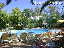 [P08] piscina principala inconjurata de multa verdeata » foto by divio*
 - 
<span class="allrVoted glyphicon glyphicon-heart hidden" id="av97147"></span>
<a class="m-l-10 hidden" id="sv97147" onclick="voting_Foto_DelVot(,97147,2727)" role="button">șterge vot <span class="glyphicon glyphicon-remove"></span></a>
<a id="v997147" class=" c-red"  onclick="voting_Foto_SetVot(97147)" role="button"><span class="glyphicon glyphicon-heart-empty"></span> <b>LIKE</b> = Votează poza</a> <img class="hidden"  id="f97147W9" src="/imagini/loader.gif" border="0" /><span class="AjErrMes hidden" id="e97147ErM"></span>