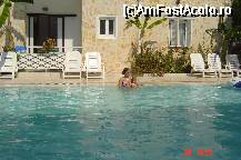 [P02] la piscina » foto by tarratic
 - 
<span class="allrVoted glyphicon glyphicon-heart hidden" id="av27221"></span>
<a class="m-l-10 hidden" id="sv27221" onclick="voting_Foto_DelVot(,27221,3070)" role="button">șterge vot <span class="glyphicon glyphicon-remove"></span></a>
<a id="v927221" class=" c-red"  onclick="voting_Foto_SetVot(27221)" role="button"><span class="glyphicon glyphicon-heart-empty"></span> <b>LIKE</b> = Votează poza</a> <img class="hidden"  id="f27221W9" src="/imagini/loader.gif" border="0" /><span class="AjErrMes hidden" id="e27221ErM"></span>