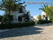 [P05] Hersonissos Village Hotel » foto by Delight
 - 
<span class="allrVoted glyphicon glyphicon-heart hidden" id="av14937"></span>
<a class="m-l-10 hidden" id="sv14937" onclick="voting_Foto_DelVot(,14937,3160)" role="button">șterge vot <span class="glyphicon glyphicon-remove"></span></a>
<a id="v914937" class=" c-red"  onclick="voting_Foto_SetVot(14937)" role="button"><span class="glyphicon glyphicon-heart-empty"></span> <b>LIKE</b> = Votează poza</a> <img class="hidden"  id="f14937W9" src="/imagini/loader.gif" border="0" /><span class="AjErrMes hidden" id="e14937ErM"></span>