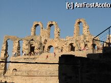 [P02] El Jem. » foto by georgebutuc
 - 
<span class="allrVoted glyphicon glyphicon-heart hidden" id="av1178"></span>
<a class="m-l-10 hidden" id="sv1178" onclick="voting_Foto_DelVot(,1178,321)" role="button">șterge vot <span class="glyphicon glyphicon-remove"></span></a>
<a id="v91178" class=" c-red"  onclick="voting_Foto_SetVot(1178)" role="button"><span class="glyphicon glyphicon-heart-empty"></span> <b>LIKE</b> = Votează poza</a> <img class="hidden"  id="f1178W9" src="/imagini/loader.gif" border="0" /><span class="AjErrMes hidden" id="e1178ErM"></span>
