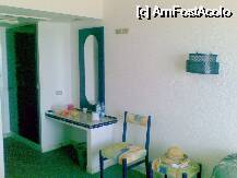 [P01] mobilier minimal dar suficient pentu putinul timp petrecut in camera » foto by auriciu
 - 
<span class="allrVoted glyphicon glyphicon-heart hidden" id="av1677"></span>
<a class="m-l-10 hidden" id="sv1677" onclick="voting_Foto_DelVot(,1677,334)" role="button">șterge vot <span class="glyphicon glyphicon-remove"></span></a>
<a id="v91677" class=" c-red"  onclick="voting_Foto_SetVot(1677)" role="button"><span class="glyphicon glyphicon-heart-empty"></span> <b>LIKE</b> = Votează poza</a> <img class="hidden"  id="f1677W9" src="/imagini/loader.gif" border="0" /><span class="AjErrMes hidden" id="e1677ErM"></span>