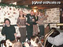 [P5x] cine-i nascut in..... hai sus, hai sus, hai sus, obiceiul de la noi ia placut foarte mult si lui MITKO drept urmare a pus si orchestra sa ne acompanieze! » foto by edith simon
 - 
<span class="allrVoted glyphicon glyphicon-heart hidden" id="av30112"></span>
<a class="m-l-10 hidden" id="sv30112" onclick="voting_Foto_DelVot(,30112,3543)" role="button">șterge vot <span class="glyphicon glyphicon-remove"></span></a>
<a id="v930112" class=" c-red"  onclick="voting_Foto_SetVot(30112)" role="button"><span class="glyphicon glyphicon-heart-empty"></span> <b>LIKE</b> = Votează poza</a> <img class="hidden"  id="f30112W9" src="/imagini/loader.gif" border="0" /><span class="AjErrMes hidden" id="e30112ErM"></span>
