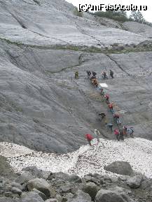 [P11] excursie Mer de Glace » foto by molko*
 - 
<span class="allrVoted glyphicon glyphicon-heart hidden" id="av31666"></span>
<a class="m-l-10 hidden" id="sv31666" onclick="voting_Foto_DelVot(,31666,3688)" role="button">șterge vot <span class="glyphicon glyphicon-remove"></span></a>
<a id="v931666" class=" c-red"  onclick="voting_Foto_SetVot(31666)" role="button"><span class="glyphicon glyphicon-heart-empty"></span> <b>LIKE</b> = Votează poza</a> <img class="hidden"  id="f31666W9" src="/imagini/loader.gif" border="0" /><span class="AjErrMes hidden" id="e31666ErM"></span>