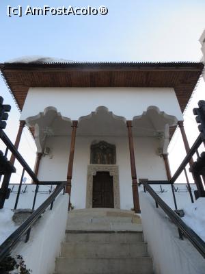 [P21] Pe treptele credinței - Biserica Bucur Ciobanul.  » foto by tata123 🔱
 - 
<span class="allrVoted glyphicon glyphicon-heart hidden" id="av833038"></span>
<a class="m-l-10 hidden" id="sv833038" onclick="voting_Foto_DelVot(,833038,3729)" role="button">șterge vot <span class="glyphicon glyphicon-remove"></span></a>
<a id="v9833038" class=" c-red"  onclick="voting_Foto_SetVot(833038)" role="button"><span class="glyphicon glyphicon-heart-empty"></span> <b>LIKE</b> = Votează poza</a> <img class="hidden"  id="f833038W9" src="/imagini/loader.gif" border="0" /><span class="AjErrMes hidden" id="e833038ErM"></span>