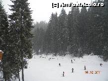 [P08] Azi dimineata ningea ca-n povesti si totusi se skia » foto by bitnic
 - 
<span class="allrVoted glyphicon glyphicon-heart hidden" id="av182190"></span>
<a class="m-l-10 hidden" id="sv182190" onclick="voting_Foto_DelVot(,182190,3804)" role="button">șterge vot <span class="glyphicon glyphicon-remove"></span></a>
<a id="v9182190" class=" c-red"  onclick="voting_Foto_SetVot(182190)" role="button"><span class="glyphicon glyphicon-heart-empty"></span> <b>LIKE</b> = Votează poza</a> <img class="hidden"  id="f182190W9" src="/imagini/loader.gif" border="0" /><span class="AjErrMes hidden" id="e182190ErM"></span>