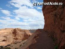 [P01] in drum spre Delicate Arch » foto by Pami*
 - 
<span class="allrVoted glyphicon glyphicon-heart hidden" id="av26049"></span>
<a class="m-l-10 hidden" id="sv26049" onclick="voting_Foto_DelVot(,26049,3814)" role="button">șterge vot <span class="glyphicon glyphicon-remove"></span></a>
<a id="v926049" class=" c-red"  onclick="voting_Foto_SetVot(26049)" role="button"><span class="glyphicon glyphicon-heart-empty"></span> <b>LIKE</b> = Votează poza</a> <img class="hidden"  id="f26049W9" src="/imagini/loader.gif" border="0" /><span class="AjErrMes hidden" id="e26049ErM"></span>