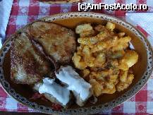 [P12] Platou mix (cotlet, cu sarmale si cartofi taranesti a la Hanul Secuiesc din Tusnad » foto by ileanaxperta*
 - 
<span class="allrVoted glyphicon glyphicon-heart hidden" id="av26739"></span>
<a class="m-l-10 hidden" id="sv26739" onclick="voting_Foto_DelVot(,26739,3844)" role="button">șterge vot <span class="glyphicon glyphicon-remove"></span></a>
<a id="v926739" class=" c-red"  onclick="voting_Foto_SetVot(26739)" role="button"><span class="glyphicon glyphicon-heart-empty"></span> <b>LIKE</b> = Votează poza</a> <img class="hidden"  id="f26739W9" src="/imagini/loader.gif" border="0" /><span class="AjErrMes hidden" id="e26739ErM"></span>