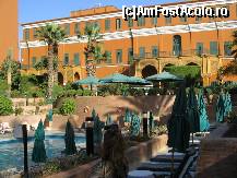 [P16] o parte din piscina si cladirea hotelului, privita din spate » foto by nicoletass
 - 
<span class="allrVoted glyphicon glyphicon-heart hidden" id="av191483"></span>
<a class="m-l-10 hidden" id="sv191483" onclick="voting_Foto_DelVot(,191483,4012)" role="button">șterge vot <span class="glyphicon glyphicon-remove"></span></a>
<a id="v9191483" class=" c-red"  onclick="voting_Foto_SetVot(191483)" role="button"><span class="glyphicon glyphicon-heart-empty"></span> <b>LIKE</b> = Votează poza</a> <img class="hidden"  id="f191483W9" src="/imagini/loader.gif" border="0" /><span class="AjErrMes hidden" id="e191483ErM"></span>