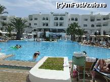 [P04] Sol El Mouradi Skanes Beach Hotel » foto by danoradea
 - 
<span class="allrVoted glyphicon glyphicon-heart hidden" id="av31626"></span>
<a class="m-l-10 hidden" id="sv31626" onclick="voting_Foto_DelVot(,31626,4039)" role="button">șterge vot <span class="glyphicon glyphicon-remove"></span></a>
<a id="v931626" class=" c-red"  onclick="voting_Foto_SetVot(31626)" role="button"><span class="glyphicon glyphicon-heart-empty"></span> <b>LIKE</b> = Votează poza</a> <img class="hidden"  id="f31626W9" src="/imagini/loader.gif" border="0" /><span class="AjErrMes hidden" id="e31626ErM"></span>