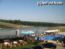 [P01] Vedere din camera hotelului-piscina mare si restaurant ponton » foto by Ricone
 - 
<span class="allrVoted glyphicon glyphicon-heart hidden" id="av228562"></span>
<a class="m-l-10 hidden" id="sv228562" onclick="voting_Foto_DelVot(,228562,4248)" role="button">șterge vot <span class="glyphicon glyphicon-remove"></span></a>
<a id="v9228562" class=" c-red"  onclick="voting_Foto_SetVot(228562)" role="button"><span class="glyphicon glyphicon-heart-empty"></span> <b>LIKE</b> = Votează poza</a> <img class="hidden"  id="f228562W9" src="/imagini/loader.gif" border="0" /><span class="AjErrMes hidden" id="e228562ErM"></span>