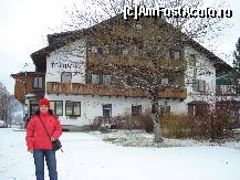 [P14] Ei, dar iata si o zi de iarna cu niscaiva zapada la pensiunea Panoramapension Teichwirt din Bad Aussee... » foto by ileanaxperta*
 - 
<span class="allrVoted glyphicon glyphicon-heart hidden" id="av36646"></span>
<a class="m-l-10 hidden" id="sv36646" onclick="voting_Foto_DelVot(,36646,4305)" role="button">șterge vot <span class="glyphicon glyphicon-remove"></span></a>
<a id="v936646" class=" c-red"  onclick="voting_Foto_SetVot(36646)" role="button"><span class="glyphicon glyphicon-heart-empty"></span> <b>LIKE</b> = Votează poza</a> <img class="hidden"  id="f36646W9" src="/imagini/loader.gif" border="0" /><span class="AjErrMes hidden" id="e36646ErM"></span>