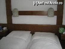 [P06] Camera dubla Hotel Zita Trins » foto by david
 - 
<span class="allrVoted glyphicon glyphicon-heart hidden" id="av37022"></span>
<a class="m-l-10 hidden" id="sv37022" onclick="voting_Foto_DelVot(,37022,4323)" role="button">șterge vot <span class="glyphicon glyphicon-remove"></span></a>
<a id="v937022" class=" c-red"  onclick="voting_Foto_SetVot(37022)" role="button"><span class="glyphicon glyphicon-heart-empty"></span> <b>LIKE</b> = Votează poza</a> <img class="hidden"  id="f37022W9" src="/imagini/loader.gif" border="0" /><span class="AjErrMes hidden" id="e37022ErM"></span>