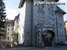 [P01] Hotel Paltinis Sinaia - vedere din fata . Dupa parerea mea o rusine pentru frumoasa Sinaia. » foto by mirelutza
 - 
<span class="allrVoted glyphicon glyphicon-heart hidden" id="av172236"></span>
<a class="m-l-10 hidden" id="sv172236" onclick="voting_Foto_DelVot(,172236,4515)" role="button">șterge vot <span class="glyphicon glyphicon-remove"></span></a>
<a id="v9172236" class=" c-red"  onclick="voting_Foto_SetVot(172236)" role="button"><span class="glyphicon glyphicon-heart-empty"></span> <b>LIKE</b> = Votează poza</a> <img class="hidden"  id="f172236W9" src="/imagini/loader.gif" border="0" /><span class="AjErrMes hidden" id="e172236ErM"></span>