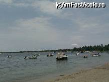 [P01] Barci in Sarti » foto by relutul
 - 
<span class="allrVoted glyphicon glyphicon-heart hidden" id="av45305"></span>
<a class="m-l-10 hidden" id="sv45305" onclick="voting_Foto_DelVot(,45305,456)" role="button">șterge vot <span class="glyphicon glyphicon-remove"></span></a>
<a id="v945305" class=" c-red"  onclick="voting_Foto_SetVot(45305)" role="button"><span class="glyphicon glyphicon-heart-empty"></span> <b>LIKE</b> = Votează poza</a> <img class="hidden"  id="f45305W9" src="/imagini/loader.gif" border="0" /><span class="AjErrMes hidden" id="e45305ErM"></span>