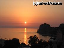 [P01] Apus de soare sau ceea ce vedeam seara de pe balcon :) » foto by alexandruduma
 - 
<span class="allrVoted glyphicon glyphicon-heart hidden" id="av19545"></span>
<a class="m-l-10 hidden" id="sv19545" onclick="voting_Foto_DelVot(,19545,868)" role="button">șterge vot <span class="glyphicon glyphicon-remove"></span></a>
<a id="v919545" class=" c-red"  onclick="voting_Foto_SetVot(19545)" role="button"><span class="glyphicon glyphicon-heart-empty"></span> <b>LIKE</b> = Votează poza</a> <img class="hidden"  id="f19545W9" src="/imagini/loader.gif" border="0" /><span class="AjErrMes hidden" id="e19545ErM"></span>