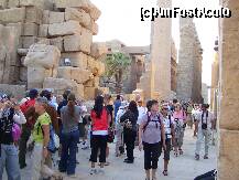 [P08] Turisti la Karnak » foto by rora
 - 
<span class="allrVoted glyphicon glyphicon-heart hidden" id="av158199"></span>
<a class="m-l-10 hidden" id="sv158199" onclick="voting_Foto_DelVot(,158199,901)" role="button">șterge vot <span class="glyphicon glyphicon-remove"></span></a>
<a id="v9158199" class=" c-red"  onclick="voting_Foto_SetVot(158199)" role="button"><span class="glyphicon glyphicon-heart-empty"></span> <b>LIKE</b> = Votează poza</a> <img class="hidden"  id="f158199W9" src="/imagini/loader.gif" border="0" /><span class="AjErrMes hidden" id="e158199ErM"></span>