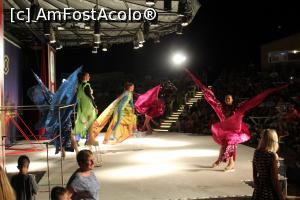 [P05] Spectacol de seara » foto by calincheita
 - 
<span class="allrVoted glyphicon glyphicon-heart hidden" id="av899400"></span>
<a class="m-l-10 hidden" id="sv899400" onclick="voting_Foto_DelVot(,899400,1)" role="button">șterge vot <span class="glyphicon glyphicon-remove"></span></a>
<a id="v9899400" class=" c-red"  onclick="voting_Foto_SetVot(899400)" role="button"><span class="glyphicon glyphicon-heart-empty"></span> <b>LIKE</b> = Votează poza</a> <img class="hidden"  id="f899400W9" src="/imagini/loader.gif" border="0" /><span class="AjErrMes hidden" id="e899400ErM"></span>