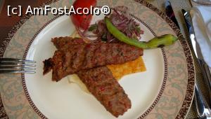 [P13] Restaurant Arabesque - Adana Kebab » foto by lilian_marius
 - 
<span class="allrVoted glyphicon glyphicon-heart hidden" id="av759765"></span>
<a class="m-l-10 hidden" id="sv759765" onclick="voting_Foto_DelVot(,759765,10)" role="button">șterge vot <span class="glyphicon glyphicon-remove"></span></a>
<a id="v9759765" class=" c-red"  onclick="voting_Foto_SetVot(759765)" role="button"><span class="glyphicon glyphicon-heart-empty"></span> <b>LIKE</b> = Votează poza</a> <img class="hidden"  id="f759765W9" src="/imagini/loader.gif" border="0" /><span class="AjErrMes hidden" id="e759765ErM"></span>