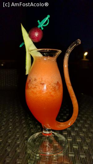 [P29] Cocktail deosebit la Zeugma Bar » foto by lilian_marius
 - 
<span class="allrVoted glyphicon glyphicon-heart hidden" id="av759786"></span>
<a class="m-l-10 hidden" id="sv759786" onclick="voting_Foto_DelVot(,759786,10)" role="button">șterge vot <span class="glyphicon glyphicon-remove"></span></a>
<a id="v9759786" class=" c-red"  onclick="voting_Foto_SetVot(759786)" role="button"><span class="glyphicon glyphicon-heart-empty"></span> <b>LIKE</b> = Votează poza</a> <img class="hidden"  id="f759786W9" src="/imagini/loader.gif" border="0" /><span class="AjErrMes hidden" id="e759786ErM"></span>