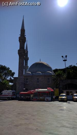 [P43] Moschee in Belek » foto by lilian_marius
 - 
<span class="allrVoted glyphicon glyphicon-heart hidden" id="av759804"></span>
<a class="m-l-10 hidden" id="sv759804" onclick="voting_Foto_DelVot(,759804,10)" role="button">șterge vot <span class="glyphicon glyphicon-remove"></span></a>
<a id="v9759804" class=" c-red"  onclick="voting_Foto_SetVot(759804)" role="button"><span class="glyphicon glyphicon-heart-empty"></span> <b>LIKE</b> = Votează poza</a> <img class="hidden"  id="f759804W9" src="/imagini/loader.gif" border="0" /><span class="AjErrMes hidden" id="e759804ErM"></span>
