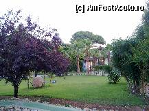 [P02] Gradina - o particica din ea! » foto by mariacj
 - 
<span class="allrVoted glyphicon glyphicon-heart hidden" id="av214507"></span>
<a class="m-l-10 hidden" id="sv214507" onclick="voting_Foto_DelVot(,214507,11)" role="button">șterge vot <span class="glyphicon glyphicon-remove"></span></a>
<a id="v9214507" class=" c-red"  onclick="voting_Foto_SetVot(214507)" role="button"><span class="glyphicon glyphicon-heart-empty"></span> <b>LIKE</b> = Votează poza</a> <img class="hidden"  id="f214507W9" src="/imagini/loader.gif" border="0" /><span class="AjErrMes hidden" id="e214507ErM"></span>