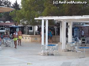 [P16] Barul de la piscină!  » foto by T&T*
 - 
<span class="allrVoted glyphicon glyphicon-heart hidden" id="av653318"></span>
<a class="m-l-10 hidden" id="sv653318" onclick="voting_Foto_DelVot(,653318,111)" role="button">șterge vot <span class="glyphicon glyphicon-remove"></span></a>
<a id="v9653318" class=" c-red"  onclick="voting_Foto_SetVot(653318)" role="button"><span class="glyphicon glyphicon-heart-empty"></span> <b>LIKE</b> = Votează poza</a> <img class="hidden"  id="f653318W9" src="/imagini/loader.gif" border="0" /><span class="AjErrMes hidden" id="e653318ErM"></span>