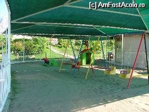 [P14] locul de joacă acoperit, lângă miniclub și beach bar » foto by dognean
 - 
<span class="allrVoted glyphicon glyphicon-heart hidden" id="av533258"></span>
<a class="m-l-10 hidden" id="sv533258" onclick="voting_Foto_DelVot(,533258,114)" role="button">șterge vot <span class="glyphicon glyphicon-remove"></span></a>
<a id="v9533258" class=" c-red"  onclick="voting_Foto_SetVot(533258)" role="button"><span class="glyphicon glyphicon-heart-empty"></span> <b>LIKE</b> = Votează poza</a> <img class="hidden"  id="f533258W9" src="/imagini/loader.gif" border="0" /><span class="AjErrMes hidden" id="e533258ErM"></span>