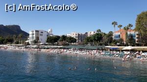 [P22] Hotelul (in dreapta) cu marea si plaja aferenta, cea acoperita cu verde. Apa marii linistita si calda.  » foto by Scorpions
 - 
<span class="allrVoted glyphicon glyphicon-heart hidden" id="av1114442"></span>
<a class="m-l-10 hidden" id="sv1114442" onclick="voting_Foto_DelVot(,1114442,130)" role="button">șterge vot <span class="glyphicon glyphicon-remove"></span></a>
<a id="v91114442" class=" c-red"  onclick="voting_Foto_SetVot(1114442)" role="button"><span class="glyphicon glyphicon-heart-empty"></span> <b>LIKE</b> = Votează poza</a> <img class="hidden"  id="f1114442W9" src="/imagini/loader.gif" border="0" /><span class="AjErrMes hidden" id="e1114442ErM"></span>