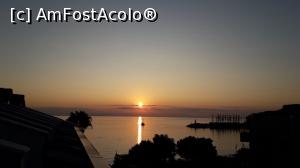 [P29] Rasarit de soare vazut din balcon » foto by Scorpions
 - 
<span class="allrVoted glyphicon glyphicon-heart hidden" id="av1114449"></span>
<a class="m-l-10 hidden" id="sv1114449" onclick="voting_Foto_DelVot(,1114449,130)" role="button">șterge vot <span class="glyphicon glyphicon-remove"></span></a>
<a id="v91114449" class=" c-red"  onclick="voting_Foto_SetVot(1114449)" role="button"><span class="glyphicon glyphicon-heart-empty"></span> <b>LIKE</b> = Votează poza</a> <img class="hidden"  id="f1114449W9" src="/imagini/loader.gif" border="0" /><span class="AjErrMes hidden" id="e1114449ErM"></span>