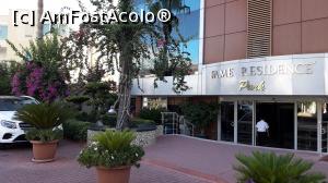 [P03] Intrarea principala in hotel » foto by Scorpions
 - 
<span class="allrVoted glyphicon glyphicon-heart hidden" id="av1114423"></span>
<a class="m-l-10 hidden" id="sv1114423" onclick="voting_Foto_DelVot(,1114423,130)" role="button">șterge vot <span class="glyphicon glyphicon-remove"></span></a>
<a id="v91114423" class=" c-red"  onclick="voting_Foto_SetVot(1114423)" role="button"><span class="glyphicon glyphicon-heart-empty"></span> <b>LIKE</b> = Votează poza</a> <img class="hidden"  id="f1114423W9" src="/imagini/loader.gif" border="0" /><span class="AjErrMes hidden" id="e1114423ErM"></span>