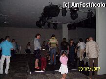 [P14] discoteca » foto by calingolea
 - 
<span class="allrVoted glyphicon glyphicon-heart hidden" id="av270"></span>
<a class="m-l-10 hidden" id="sv270" onclick="voting_Foto_DelVot(,270,14)" role="button">șterge vot <span class="glyphicon glyphicon-remove"></span></a>
<a id="v9270" class=" c-red"  onclick="voting_Foto_SetVot(270)" role="button"><span class="glyphicon glyphicon-heart-empty"></span> <b>LIKE</b> = Votează poza</a> <img class="hidden"  id="f270W9" src="/imagini/loader.gif" border="0" /><span class="AjErrMes hidden" id="e270ErM"></span>