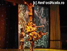 [P42] O alta seara incheiata spectaculos : o trupa de circ din Kenya incearca sa ne arate ce poate . » foto by rodik
 - 
<span class="allrVoted glyphicon glyphicon-heart hidden" id="av52901"></span>
<a class="m-l-10 hidden" id="sv52901" onclick="voting_Foto_DelVot(,52901,15)" role="button">șterge vot <span class="glyphicon glyphicon-remove"></span></a>
<a id="v952901" class=" c-red"  onclick="voting_Foto_SetVot(52901)" role="button"><span class="glyphicon glyphicon-heart-empty"></span> <b>LIKE</b> = Votează poza</a> <img class="hidden"  id="f52901W9" src="/imagini/loader.gif" border="0" /><span class="AjErrMes hidden" id="e52901ErM"></span>