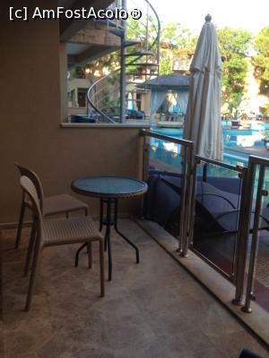 [P05] Balconul apartamentului, cu iesirea la piscina.  » foto by rora
 - 
<span class="allrVoted glyphicon glyphicon-heart hidden" id="av1088617"></span>
<a class="m-l-10 hidden" id="sv1088617" onclick="voting_Foto_DelVot(,1088617,156)" role="button">șterge vot <span class="glyphicon glyphicon-remove"></span></a>
<a id="v91088617" class=" c-red"  onclick="voting_Foto_SetVot(1088617)" role="button"><span class="glyphicon glyphicon-heart-empty"></span> <b>LIKE</b> = Votează poza</a> <img class="hidden"  id="f1088617W9" src="/imagini/loader.gif" border="0" /><span class="AjErrMes hidden" id="e1088617ErM"></span>