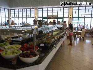 [P18] În restaurant. Fructe, masline, sosuri.  » foto by bobyrodin
 - 
<span class="allrVoted glyphicon glyphicon-heart hidden" id="av682651"></span>
<a class="m-l-10 hidden" id="sv682651" onclick="voting_Foto_DelVot(,682651,158)" role="button">șterge vot <span class="glyphicon glyphicon-remove"></span></a>
<a id="v9682651" class=" c-red"  onclick="voting_Foto_SetVot(682651)" role="button"><span class="glyphicon glyphicon-heart-empty"></span> <b>LIKE</b> = Votează poza</a> <img class="hidden"  id="f682651W9" src="/imagini/loader.gif" border="0" /><span class="AjErrMes hidden" id="e682651ErM"></span>