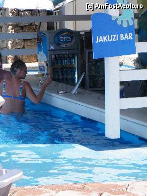 [P15] jacuzi bar in aqualand » foto by cm
 - 
<span class="allrVoted glyphicon glyphicon-heart hidden" id="av360798"></span>
<a class="m-l-10 hidden" id="sv360798" onclick="voting_Foto_DelVot(,360798,16)" role="button">șterge vot <span class="glyphicon glyphicon-remove"></span></a>
<a id="v9360798" class=" c-red"  onclick="voting_Foto_SetVot(360798)" role="button"><span class="glyphicon glyphicon-heart-empty"></span> <b>LIKE</b> = Votează poza</a> <img class="hidden"  id="f360798W9" src="/imagini/loader.gif" border="0" /><span class="AjErrMes hidden" id="e360798ErM"></span>