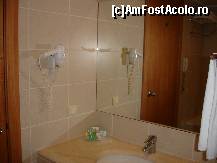 [P08] zilnic schimba toate cele 6 prosoape...nu luati de acasa. Inclusiv pt plaja...aveti carduri pe baza carora schimbati prosoapele de cate ori vreti pe zi la punctele amplasate chiar langa piscina sau plaja. » foto by simaalina
 - 
<span class="allrVoted glyphicon glyphicon-heart hidden" id="av17342"></span>
<a class="m-l-10 hidden" id="sv17342" onclick="voting_Foto_DelVot(,17342,16)" role="button">șterge vot <span class="glyphicon glyphicon-remove"></span></a>
<a id="v917342" class=" c-red"  onclick="voting_Foto_SetVot(17342)" role="button"><span class="glyphicon glyphicon-heart-empty"></span> <b>LIKE</b> = Votează poza</a> <img class="hidden"  id="f17342W9" src="/imagini/loader.gif" border="0" /><span class="AjErrMes hidden" id="e17342ErM"></span>