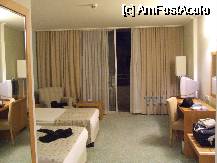[P05] camera de hotel, in fata balconul » foto by adrianag*
 - 
<span class="allrVoted glyphicon glyphicon-heart hidden" id="av73584"></span>
<a class="m-l-10 hidden" id="sv73584" onclick="voting_Foto_DelVot(,73584,16)" role="button">șterge vot <span class="glyphicon glyphicon-remove"></span></a>
<a id="v973584" class=" c-red"  onclick="voting_Foto_SetVot(73584)" role="button"><span class="glyphicon glyphicon-heart-empty"></span> <b>LIKE</b> = Votează poza</a> <img class="hidden"  id="f73584W9" src="/imagini/loader.gif" border="0" /><span class="AjErrMes hidden" id="e73584ErM"></span>