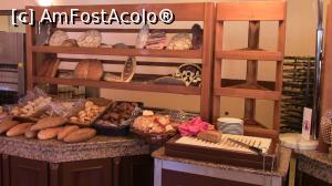 [P51] Produse de panificatie la Restaurantul Solitsa.  » foto by ovidiuyepi
 - 
<span class="allrVoted glyphicon glyphicon-heart hidden" id="av1136959"></span>
<a class="m-l-10 hidden" id="sv1136959" onclick="voting_Foto_DelVot(,1136959,167)" role="button">șterge vot <span class="glyphicon glyphicon-remove"></span></a>
<a id="v91136959" class=" c-red"  onclick="voting_Foto_SetVot(1136959)" role="button"><span class="glyphicon glyphicon-heart-empty"></span> <b>LIKE</b> = Votează poza</a> <img class="hidden"  id="f1136959W9" src="/imagini/loader.gif" border="0" /><span class="AjErrMes hidden" id="e1136959ErM"></span>