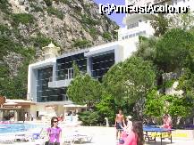 [P28] in stanga piscina, in dreapta masa de tenis » foto by sbacau
 - 
<span class="allrVoted glyphicon glyphicon-heart hidden" id="av52355"></span>
<a class="m-l-10 hidden" id="sv52355" onclick="voting_Foto_DelVot(,52355,17)" role="button">șterge vot <span class="glyphicon glyphicon-remove"></span></a>
<a id="v952355" class=" c-red"  onclick="voting_Foto_SetVot(52355)" role="button"><span class="glyphicon glyphicon-heart-empty"></span> <b>LIKE</b> = Votează poza</a> <img class="hidden"  id="f52355W9" src="/imagini/loader.gif" border="0" /><span class="AjErrMes hidden" id="e52355ErM"></span>