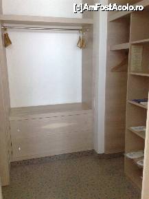 [P07] Dressing - Junior Suite » foto by Melek
 - 
<span class="allrVoted glyphicon glyphicon-heart hidden" id="av16007"></span>
<a class="m-l-10 hidden" id="sv16007" onclick="voting_Foto_DelVot(,16007,171)" role="button">șterge vot <span class="glyphicon glyphicon-remove"></span></a>
<a id="v916007" class=" c-red"  onclick="voting_Foto_SetVot(16007)" role="button"><span class="glyphicon glyphicon-heart-empty"></span> <b>LIKE</b> = Votează poza</a> <img class="hidden"  id="f16007W9" src="/imagini/loader.gif" border="0" /><span class="AjErrMes hidden" id="e16007ErM"></span>