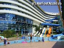 [P02] Piscina preferata a copiilor » foto by mmf
 - 
<span class="allrVoted glyphicon glyphicon-heart hidden" id="av15133"></span>
<a class="m-l-10 hidden" id="sv15133" onclick="voting_Foto_DelVot(,15133,171)" role="button">șterge vot <span class="glyphicon glyphicon-remove"></span></a>
<a id="v915133" class=" c-red"  onclick="voting_Foto_SetVot(15133)" role="button"><span class="glyphicon glyphicon-heart-empty"></span> <b>LIKE</b> = Votează poza</a> <img class="hidden"  id="f15133W9" src="/imagini/loader.gif" border="0" /><span class="AjErrMes hidden" id="e15133ErM"></span>