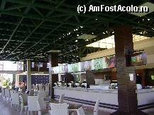 [P04] Unul din locurile unde se putea servi masa in timpul zilei » foto by mmf
 - 
<span class="allrVoted glyphicon glyphicon-heart hidden" id="av15135"></span>
<a class="m-l-10 hidden" id="sv15135" onclick="voting_Foto_DelVot(,15135,171)" role="button">șterge vot <span class="glyphicon glyphicon-remove"></span></a>
<a id="v915135" class=" c-red"  onclick="voting_Foto_SetVot(15135)" role="button"><span class="glyphicon glyphicon-heart-empty"></span> <b>LIKE</b> = Votează poza</a> <img class="hidden"  id="f15135W9" src="/imagini/loader.gif" border="0" /><span class="AjErrMes hidden" id="e15135ErM"></span>