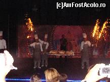 [P07] De la spectacolul din seara festiva! » foto by dimalexia
 - 
<span class="allrVoted glyphicon glyphicon-heart hidden" id="av94763"></span>
<a class="m-l-10 hidden" id="sv94763" onclick="voting_Foto_DelVot(,94763,171)" role="button">șterge vot <span class="glyphicon glyphicon-remove"></span></a>
<a id="v994763" class=" c-red"  onclick="voting_Foto_SetVot(94763)" role="button"><span class="glyphicon glyphicon-heart-empty"></span> <b>LIKE</b> = Votează poza</a> <img class="hidden"  id="f94763W9" src="/imagini/loader.gif" border="0" /><span class="AjErrMes hidden" id="e94763ErM"></span>